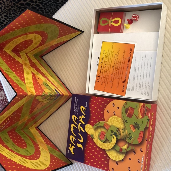 The Kama Sutra Adult Game - Picture 6 of 6